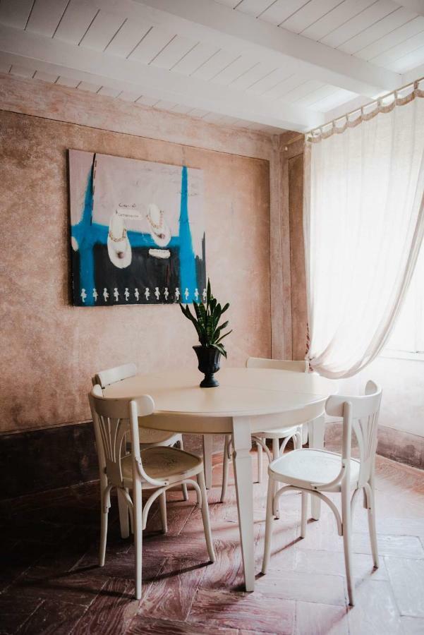 Regina Teodolinda Suites ลาโญ ภายนอก รูปภาพ